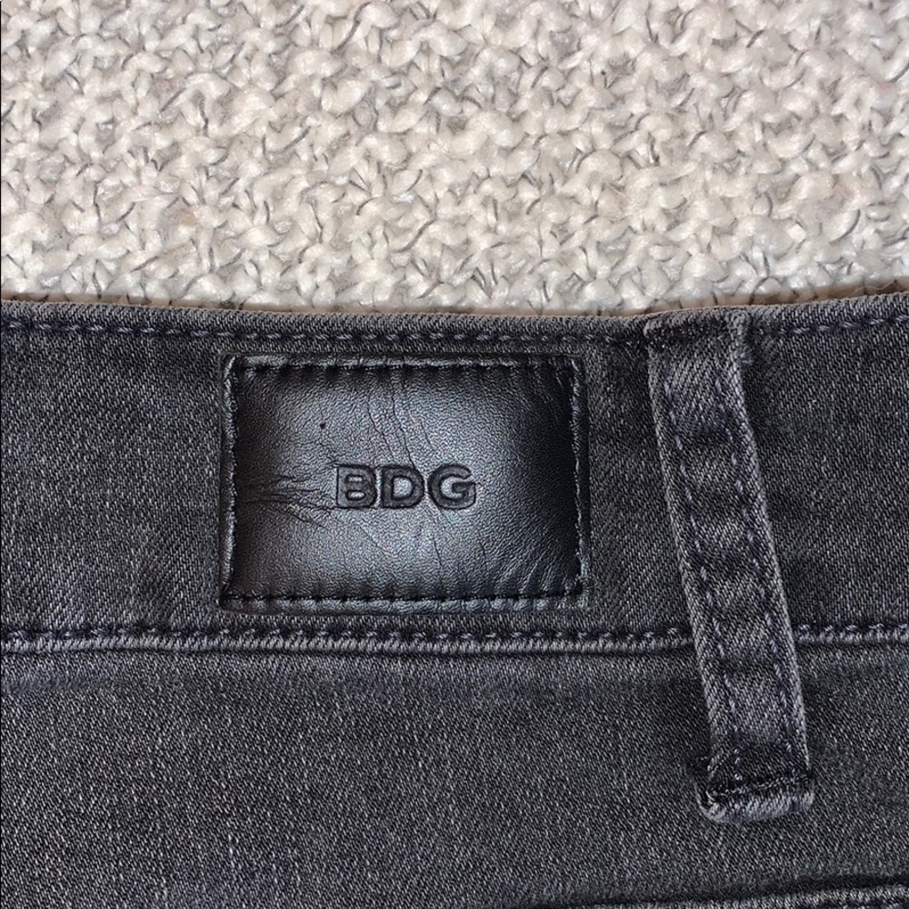 BDG EXTREME high waisted black shorts!🖤 - Picture 3 of 3